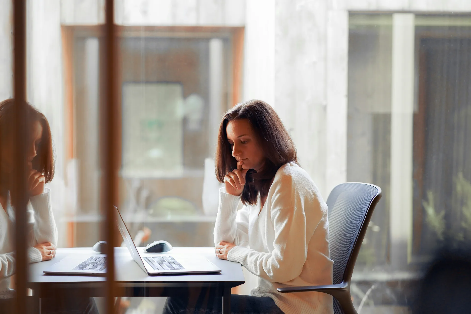 You're Outstanding In Person. Why Doesn't Your Online Presence Show It?